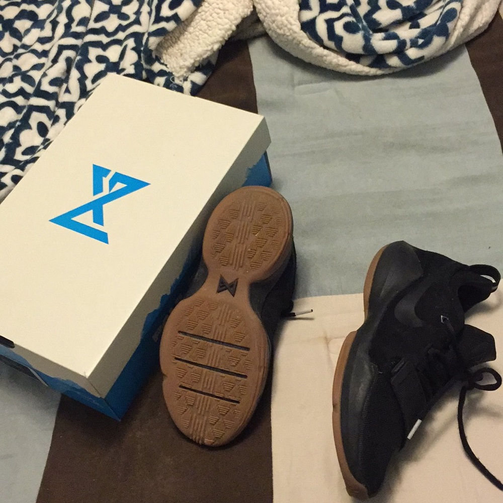 pg 1 - Picture 3 of 7